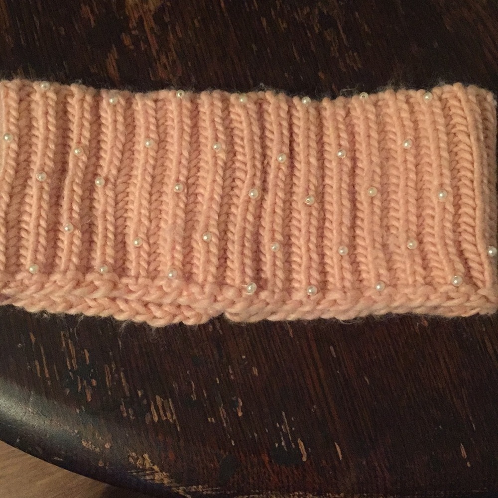 Pink and pearl ear warmer band